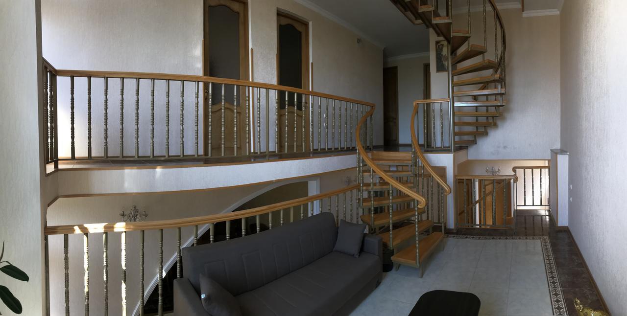 Bajo Guest House Kutaisi Exteriér fotografie